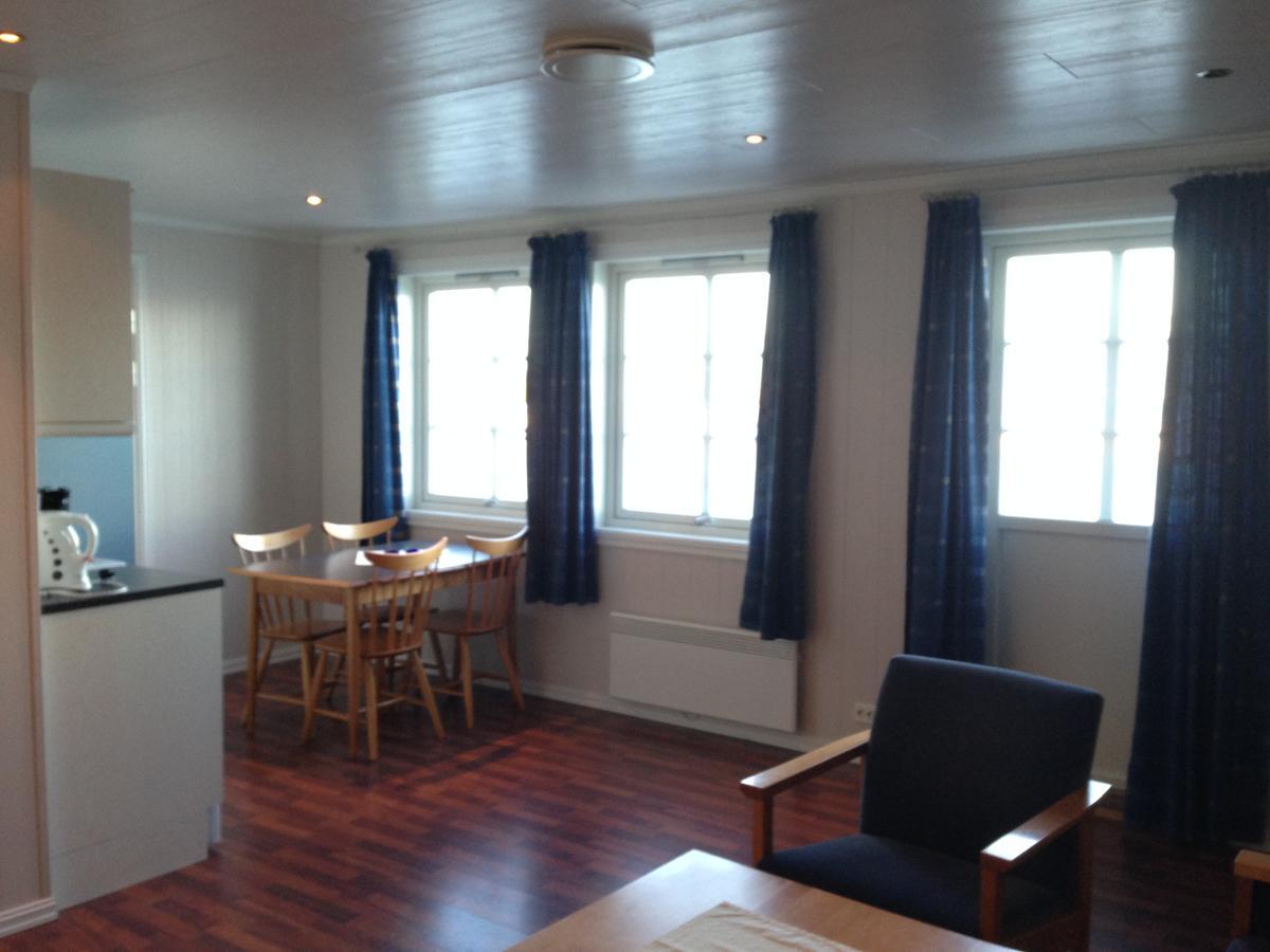 Hopen Brygge Hopen (Smola) Exterior photo